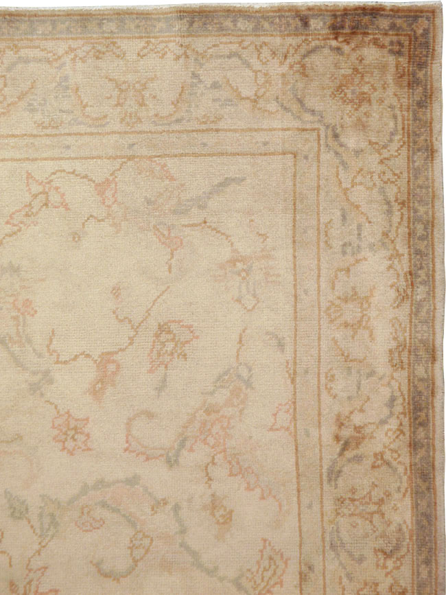 Antique Turkish Oushak Carpet, No.13910 - Galerie Shabab