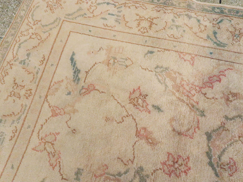 Antique Turkish Oushak Carpet, No.13910 - Galerie Shabab