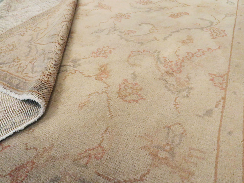 Antique Turkish Oushak Carpet, No.13910 - Galerie Shabab