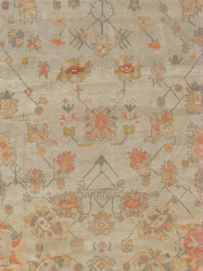 An Oushak Square Carpet, No.13912 - Galerie Shabab