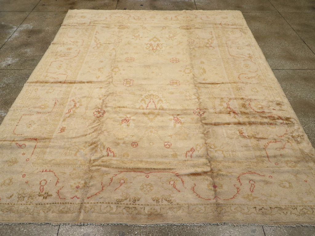 Antique Turkish Oushak Carpet, No.13914 - Galerie Shabab