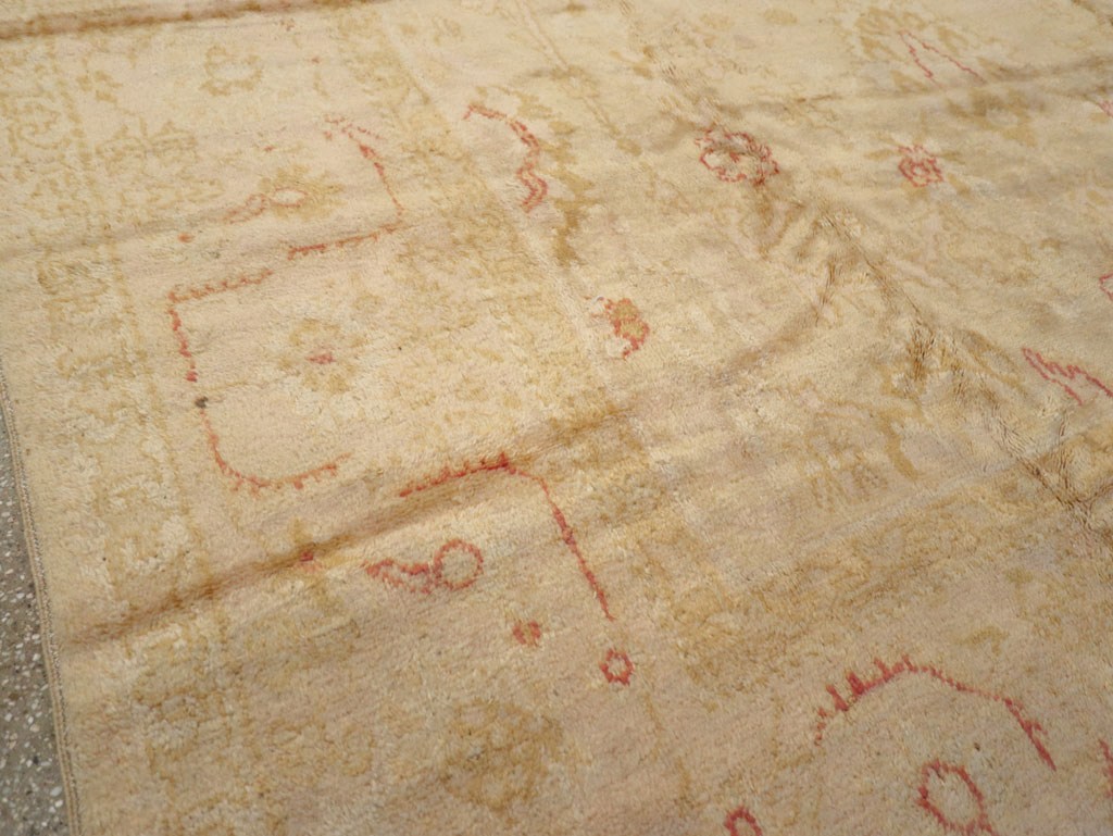 Antique Turkish Oushak Carpet, No.13914 - Galerie Shabab