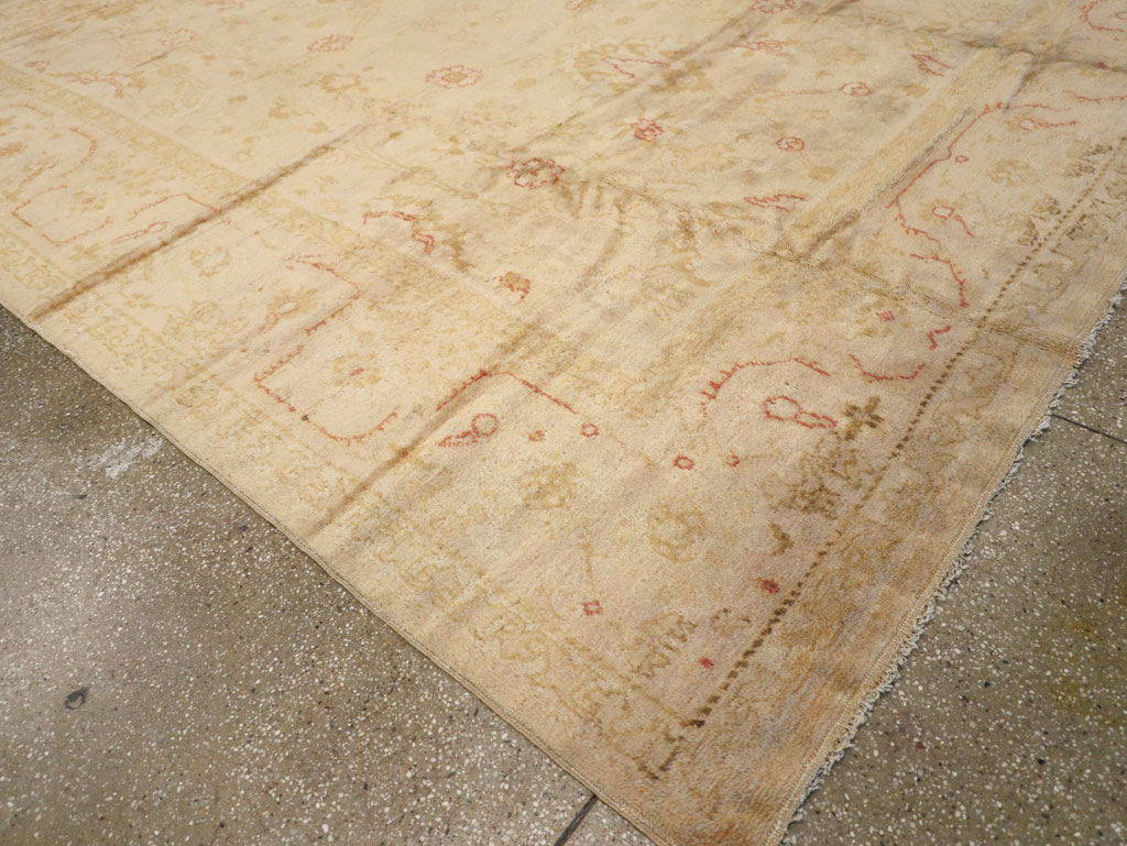 Antique Turkish Oushak Carpet, No.13914 - Galerie Shabab