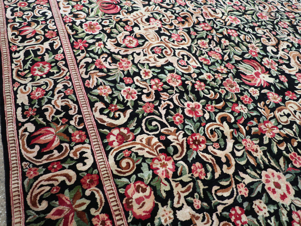 Antique Persian Kashan Carpet, No.13921 - Galerie Shabab
