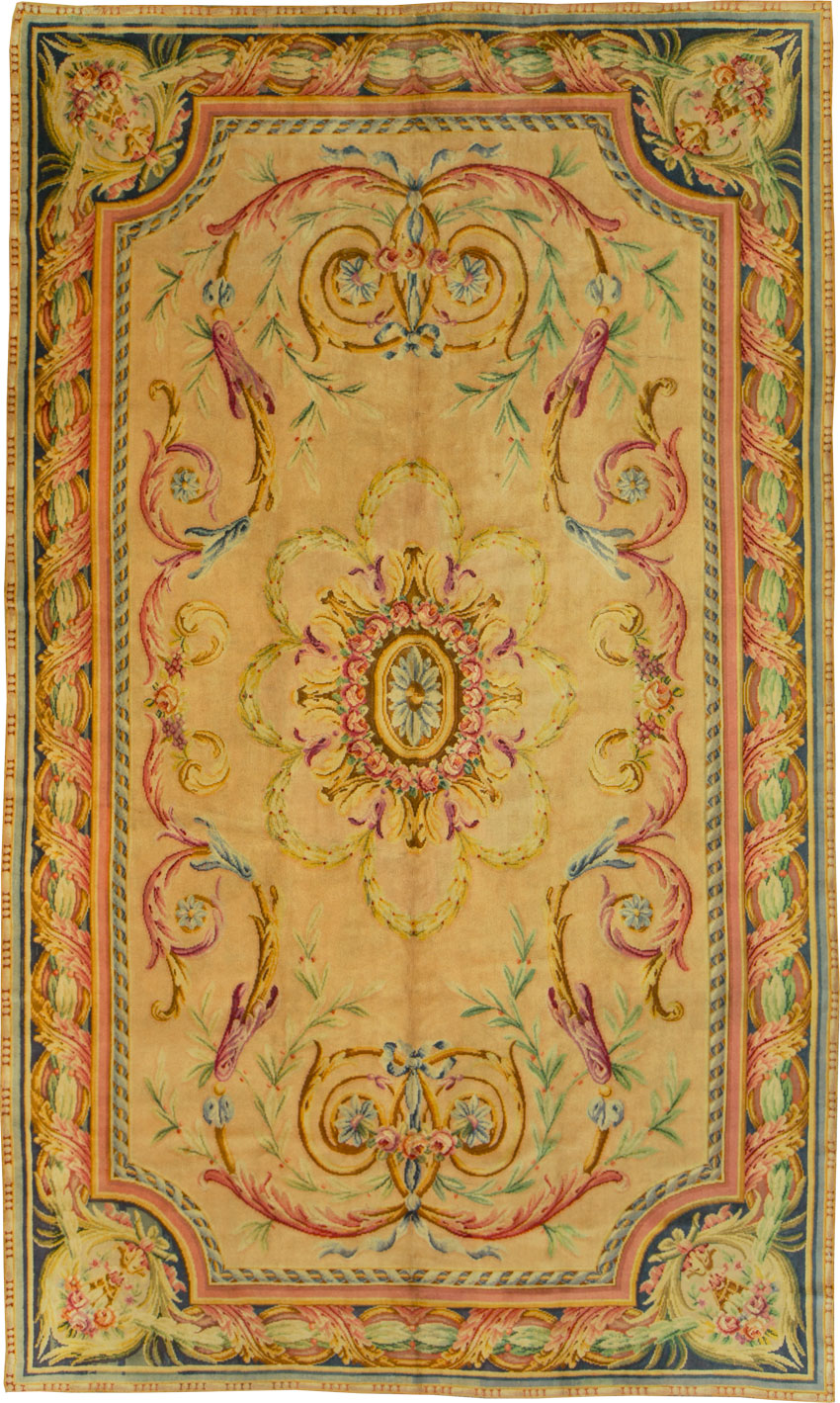 Antique French Savonnerie Carpet, No.13933 - Galerie Shabab