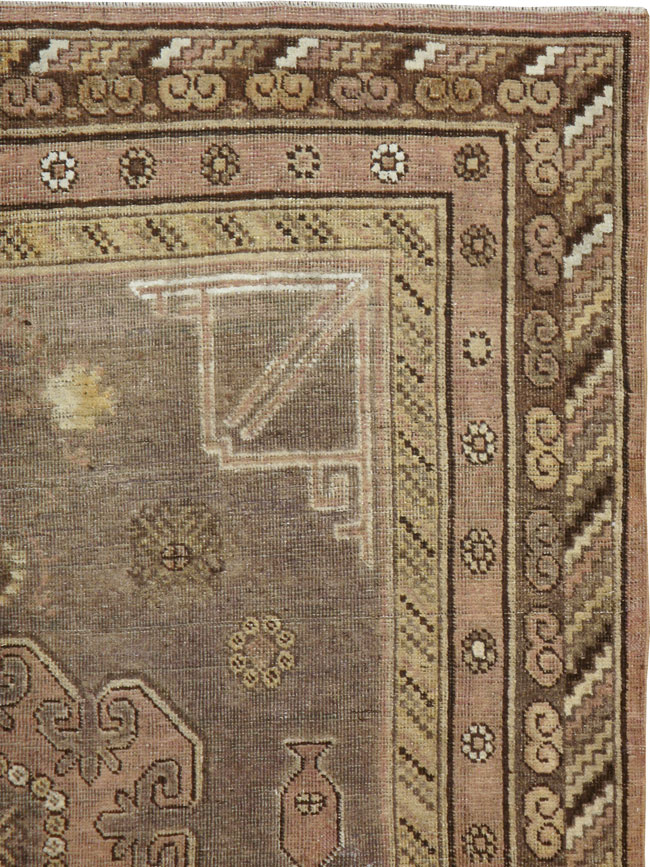 Antique East Turkestan Khotan Carpet, No.13961 - Galerie Shabab