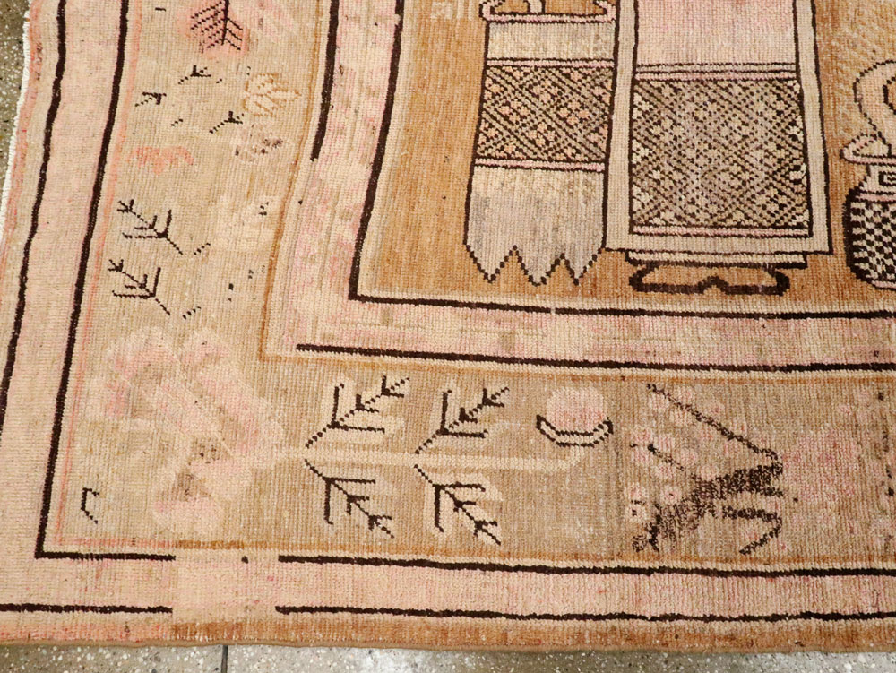 Vintage East Turkestan Khotan Pictorial Carpet, No.13962 - Galerie Shabab