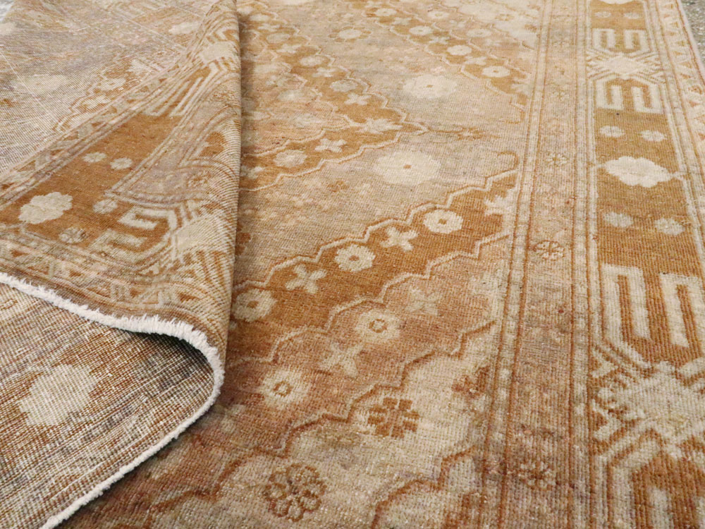 Antique East Turkestan Khotan Carpet, No.13967 - Galerie Shabab