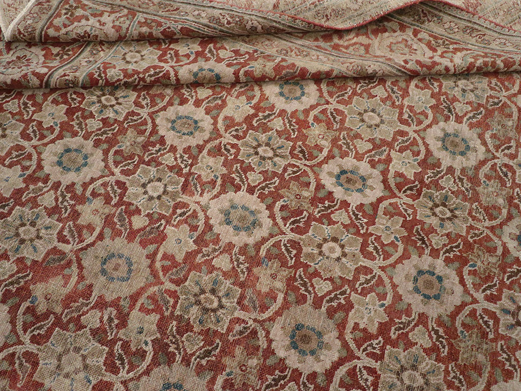 Antique Persian Tabriz Carpet, No.13971 - Galerie Shabab