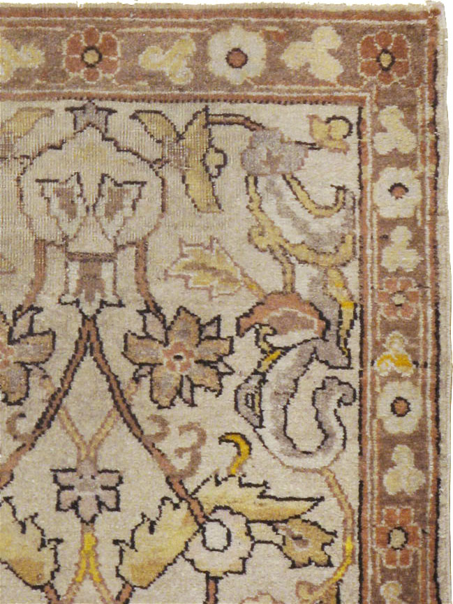 Antique Indian Lahore Rug, No.13977 - Galerie Shabab