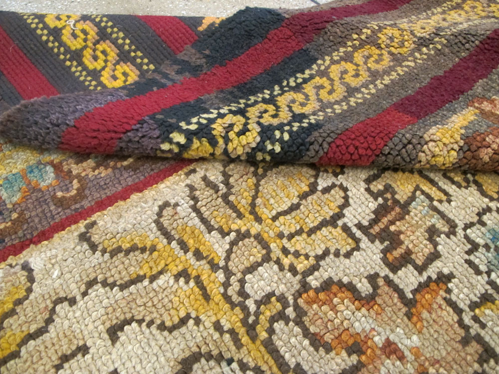 Vintage Irish Donegal Accent Carpet, No.13979 - Galerie Shabab