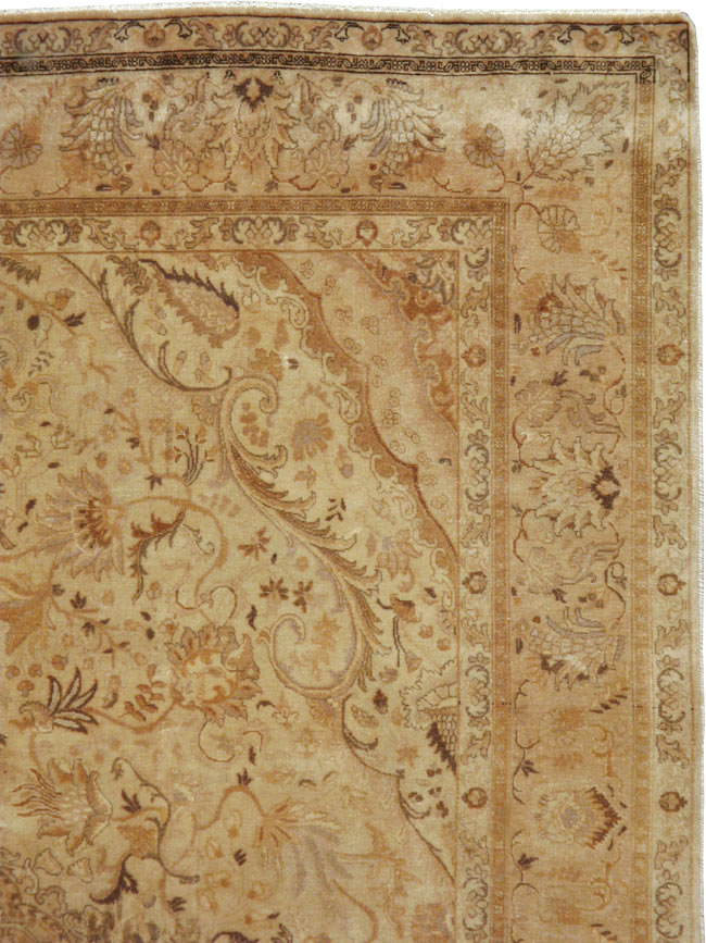 Antique Persian Tabriz Carpet, No.13983 - Galerie Shabab