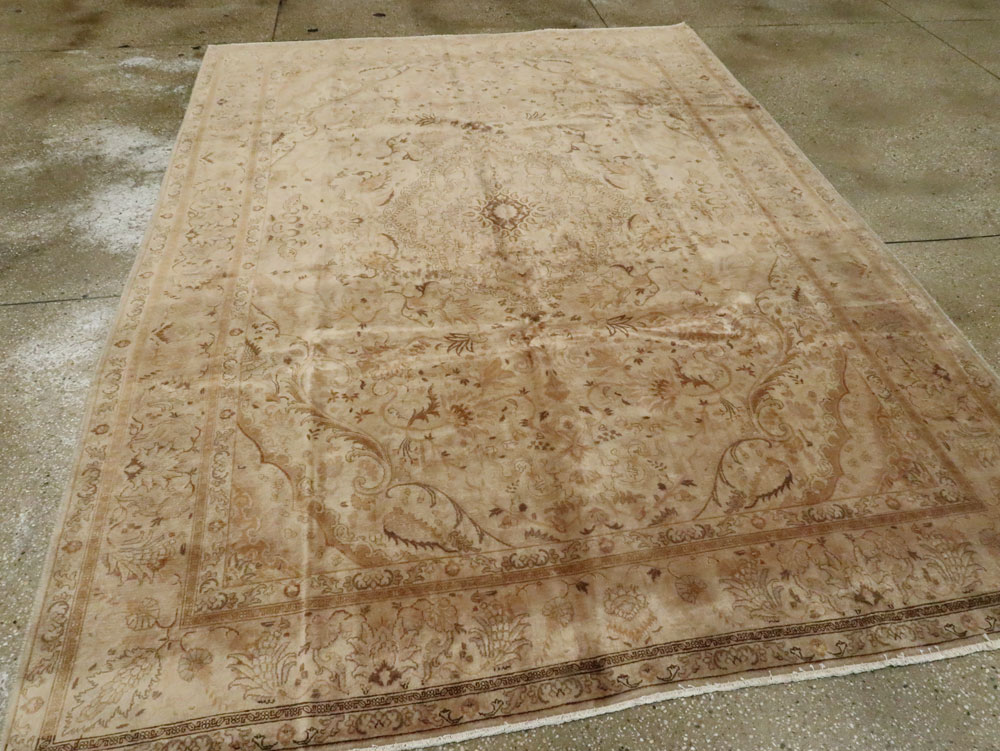 Antique Persian Tabriz Carpet, No.13983 - Galerie Shabab