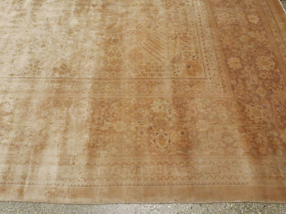 Antique Persian Tabriz Carpet, No.13986 - Galerie Shabab