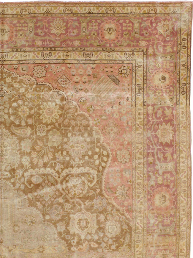Antique Persian Tabriz Carpet, No.13990 - Galerie Shabab