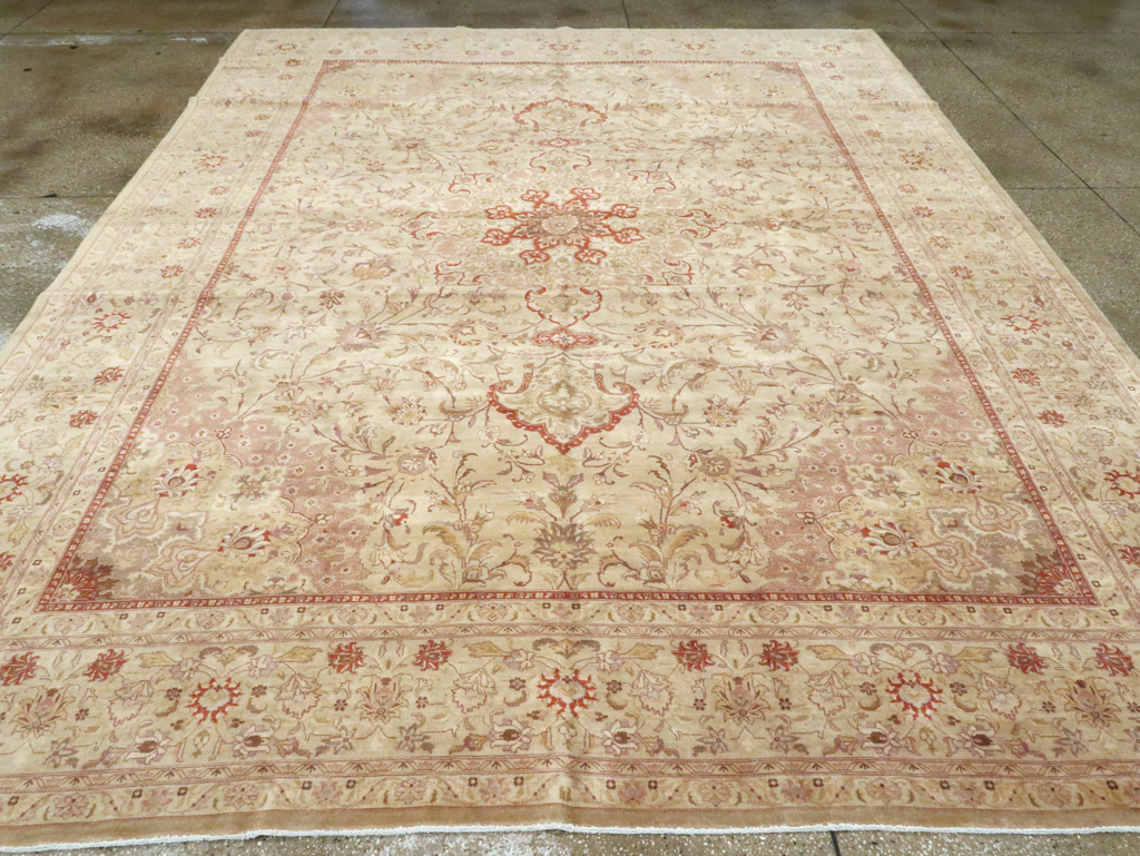 Vintage Persian Tabriz Carpet, No.13991 - Galerie Shabab
