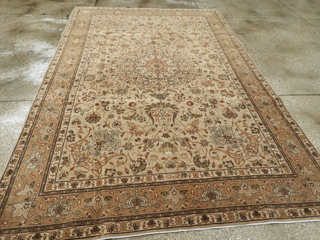 Vintage Persian Tabriz Carpet, No.13995 - Galerie Shabab