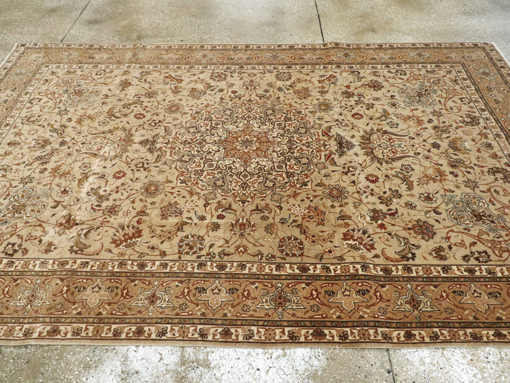 Vintage Persian Tabriz Carpet, No.13995 - Galerie Shabab