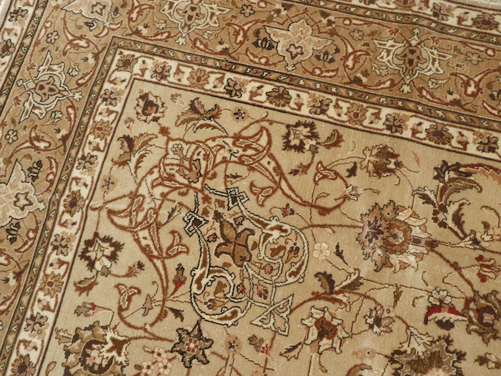 Vintage Persian Tabriz Carpet, No.13995 - Galerie Shabab