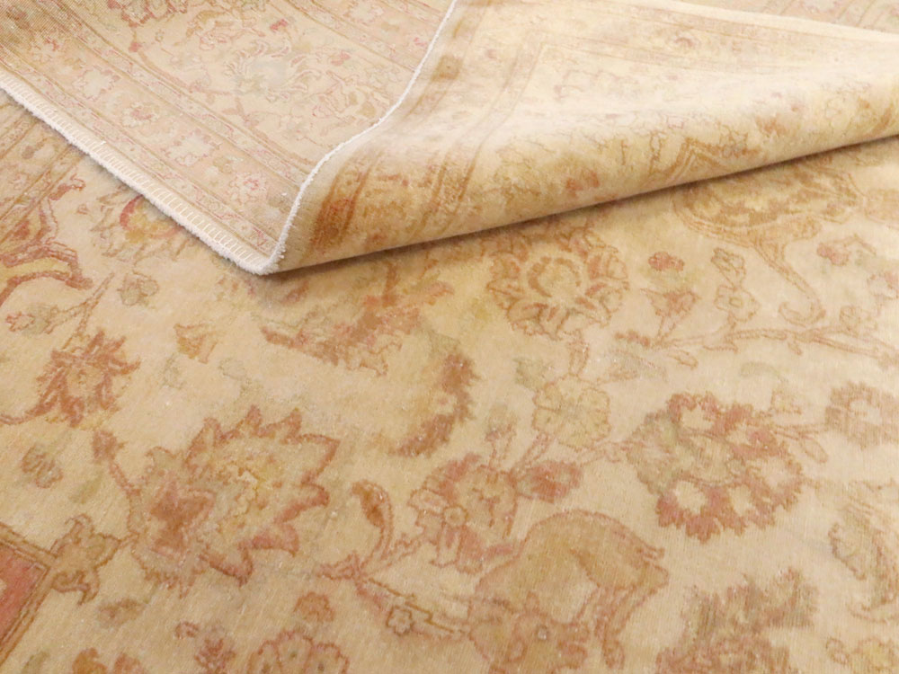 Vintage Persian Tabriz Carpet, No.13998 - Galerie Shabab