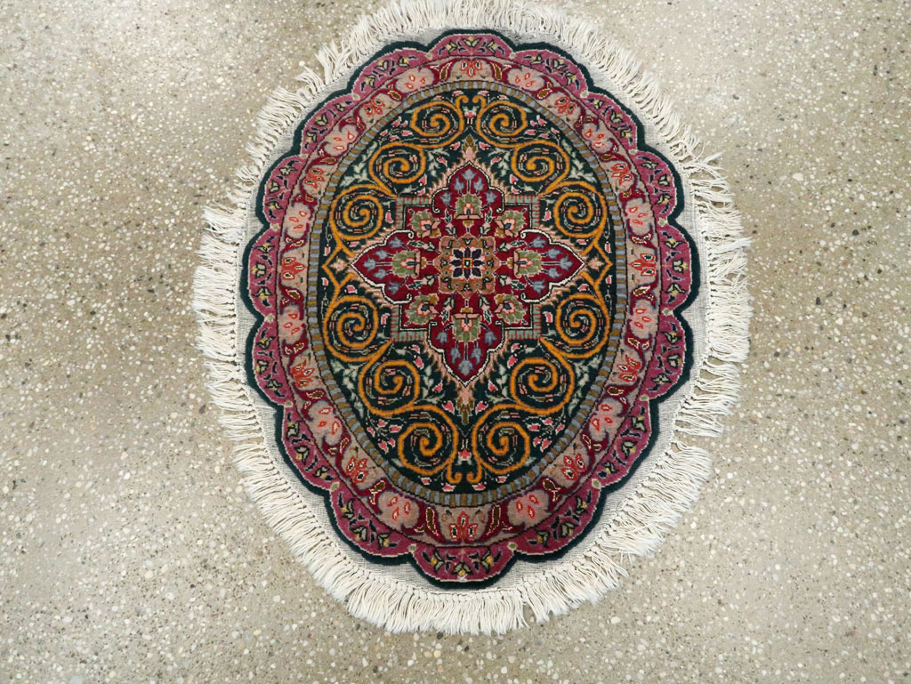 Vintage Persian Tabriz Oval Carpet (Pair: 2 of 2), No.14006 - Galerie Shabab