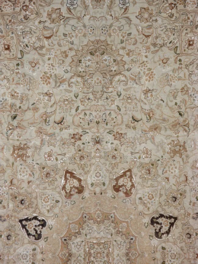 A Tabriz Carpet, No.14010 - Galerie Shabab