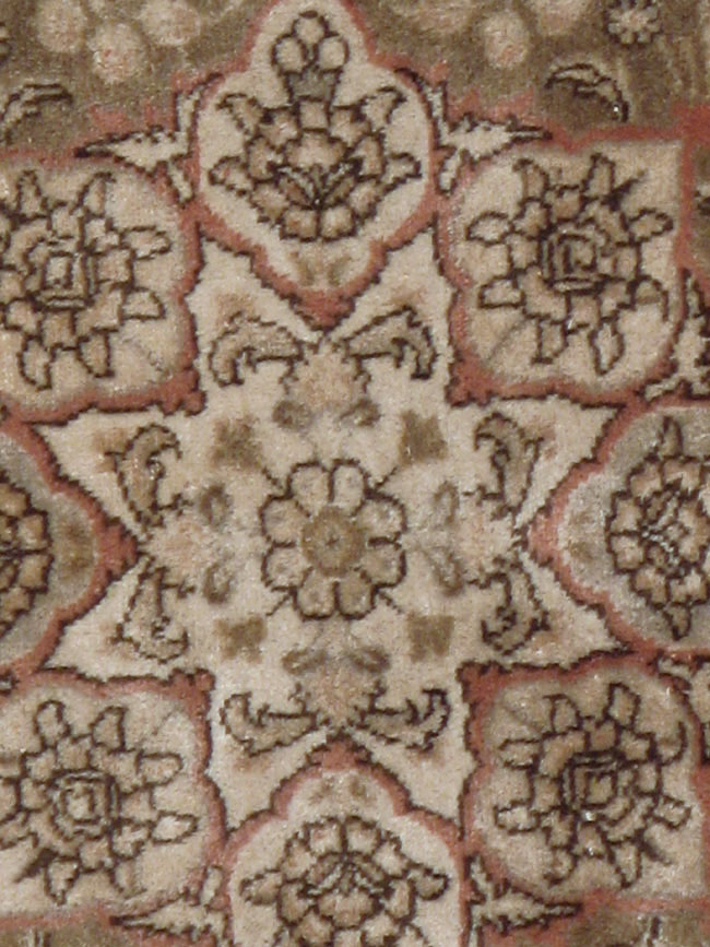 Vintage Persian Tabriz Round Carpet, No.14057 - Galerie Shabab