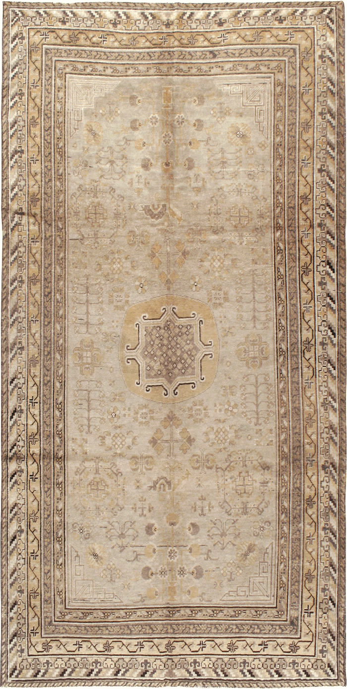 Antique East Turkestan Khotan Carpet, No.14075 - Galerie Shabab