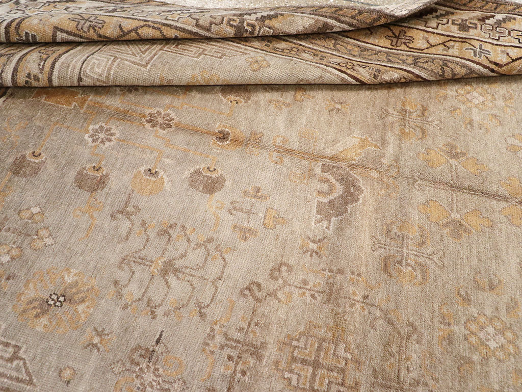 Antique East Turkestan Khotan Carpet, No.14075 - Galerie Shabab