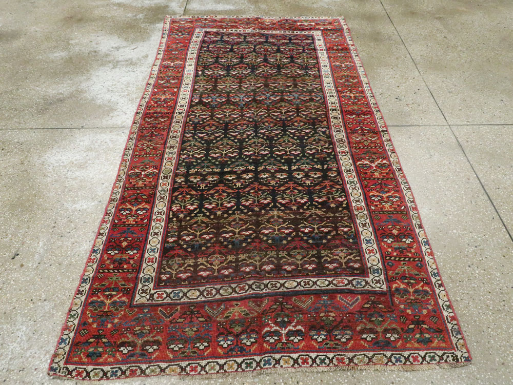 Antique Persian Kurdish Rug, No.14092 - Galerie Shabab