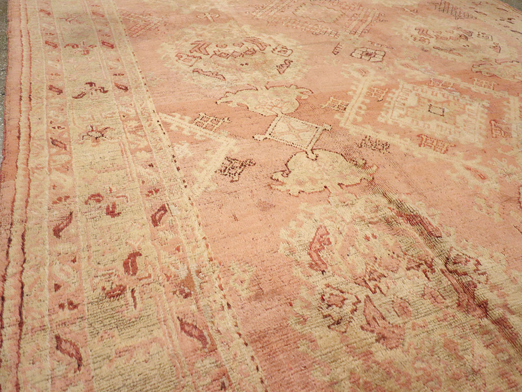 Antique Turkish Oushak Carpet, No.14106 - Galerie Shabab