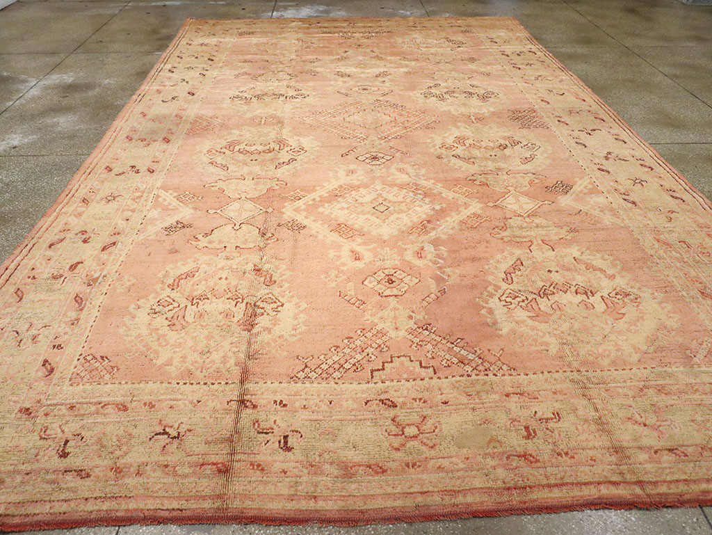 Antique Turkish Oushak Carpet, No.14106 - Galerie Shabab
