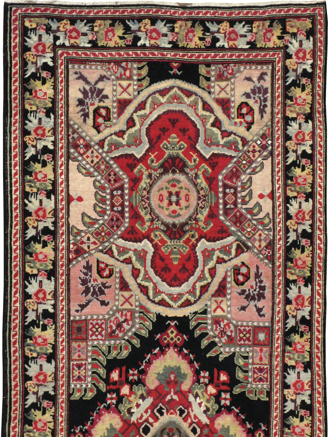 Antique Caucasian Karabagh Runner, No.14123 - Galerie Shabab