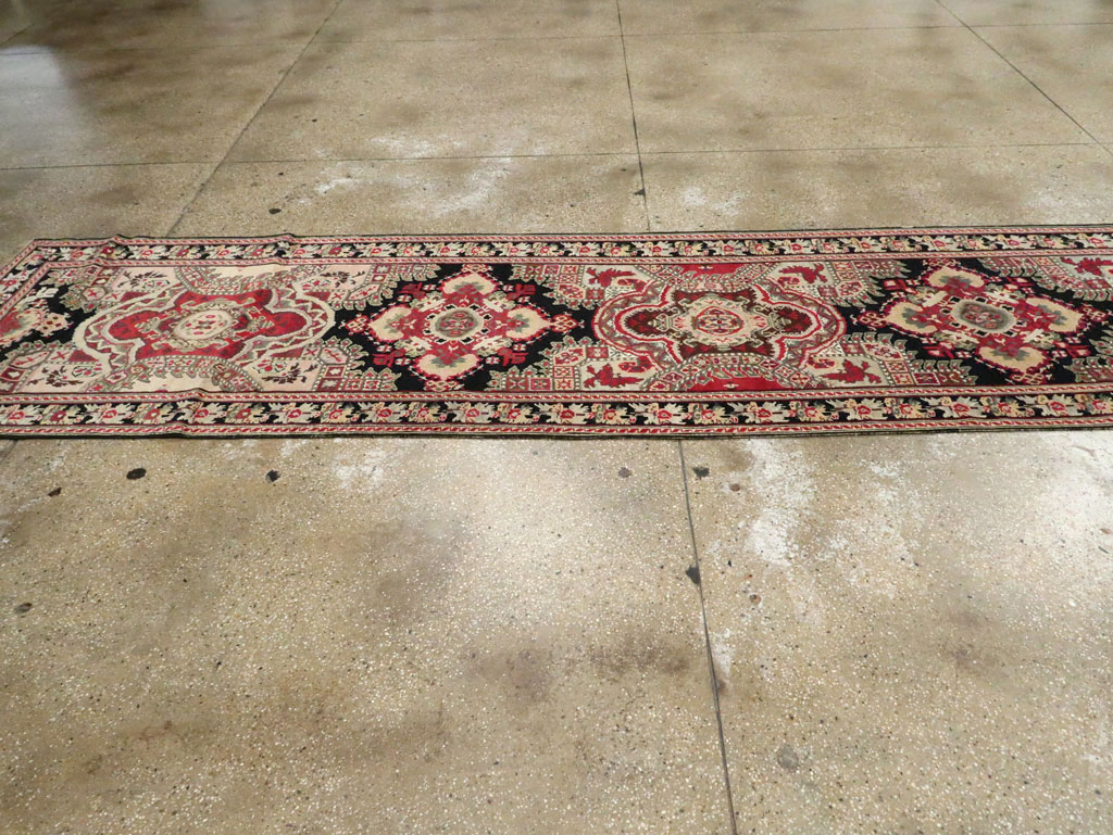 Antique Caucasian Karabagh Runner, No.14123 - Galerie Shabab