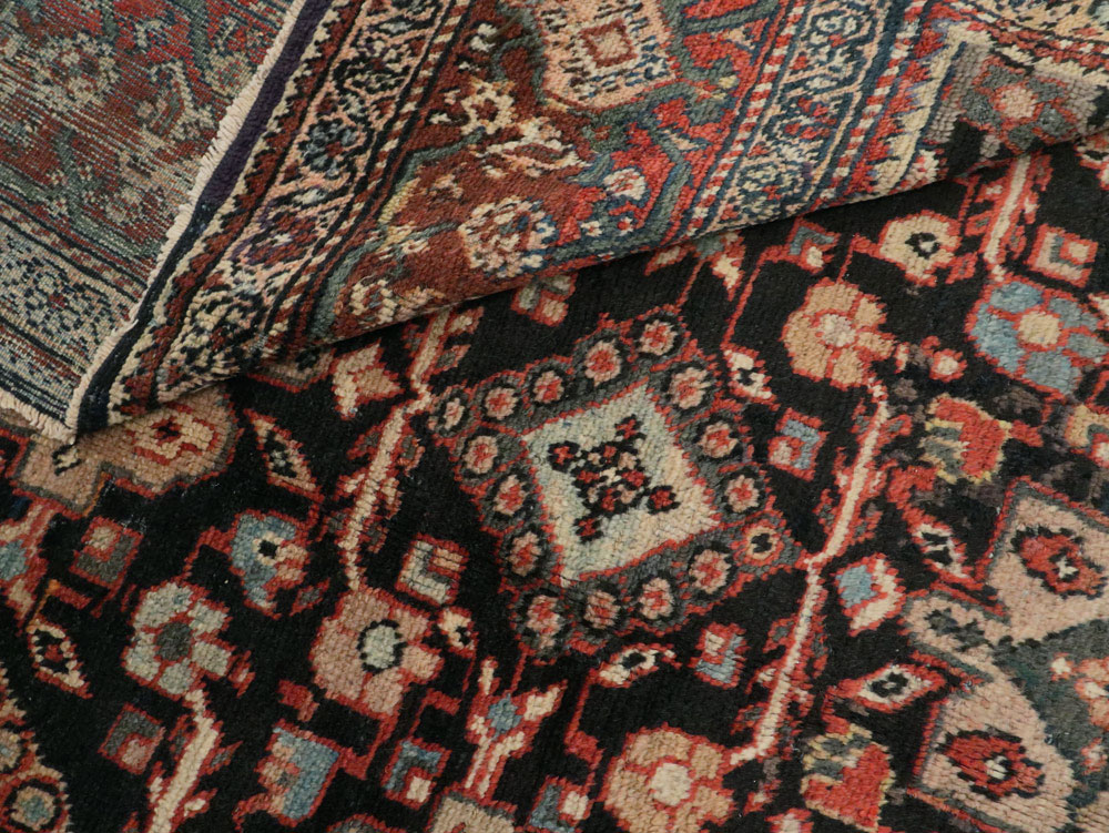 Antique Persian Mahal Carpet, No.14147 - Galerie Shabab