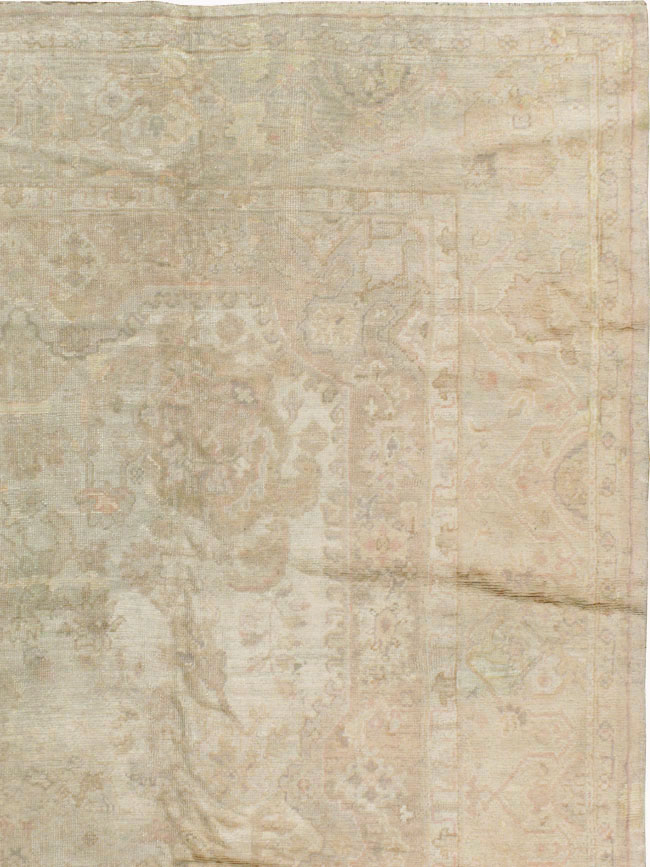 Antique Turkish Oushak Carpet, No.14155 - Galerie Shabab
