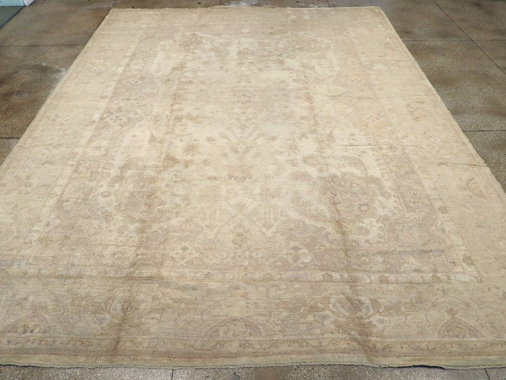 Antique Turkish Oushak Carpet, No.14155 - Galerie Shabab