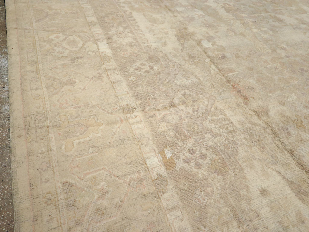 Antique Turkish Oushak Carpet, No.14155 - Galerie Shabab