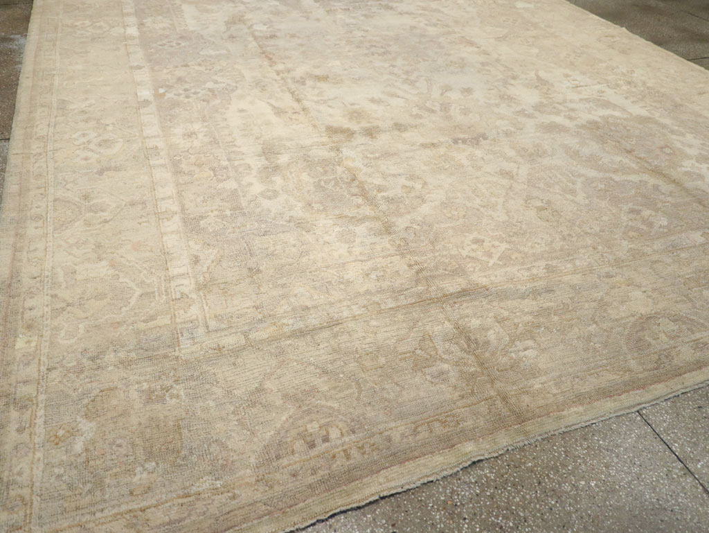 Antique Turkish Oushak Carpet, No.14155 - Galerie Shabab