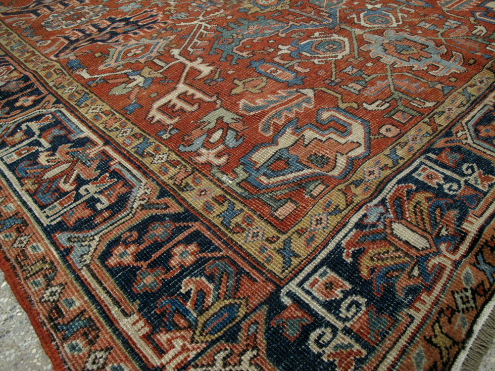 Vintage Persian Heriz Carpet, No.14158 - Galerie Shabab