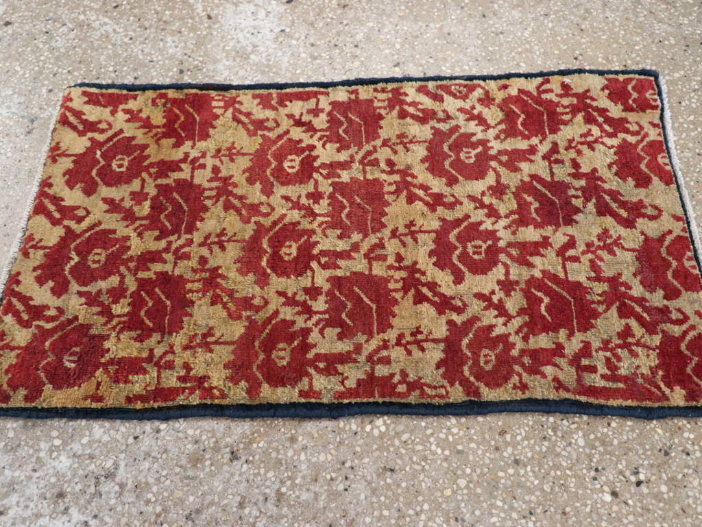 Antique Persian Tabriz Rug, No.14159 - Galerie Shabab