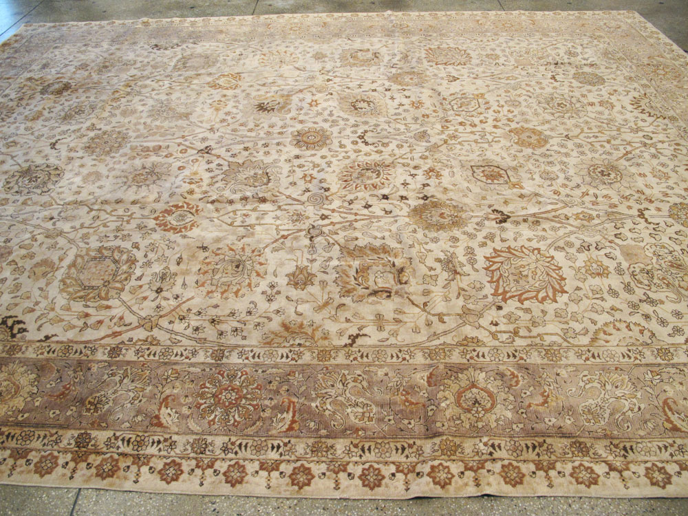 Vintage Persian Tabriz Carpet, No.14183 - Galerie Shabab