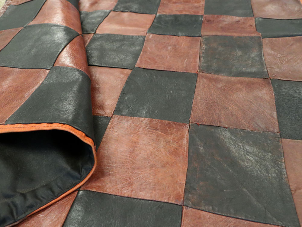Vintage Italian Leather Art Deco Rug, No.14184 - Galerie Shabab