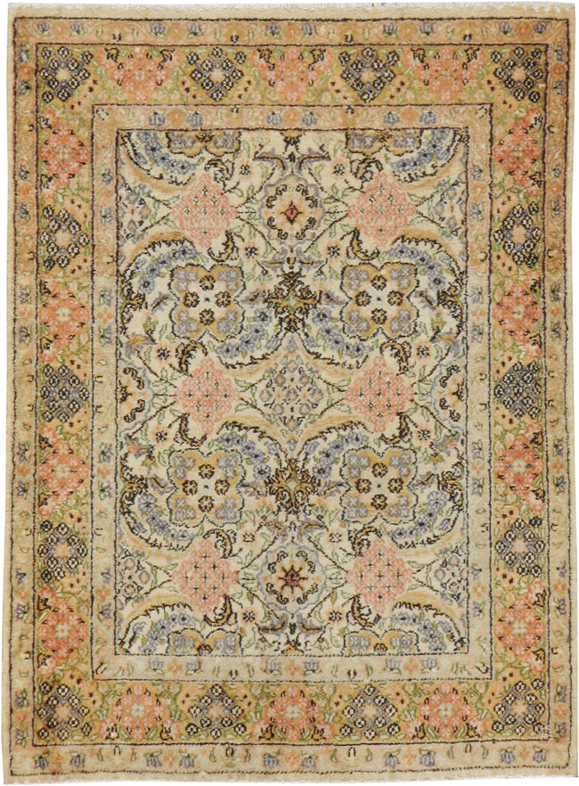 Antique Turkish Sivas Rug, No.14230 - Galerie Shabab