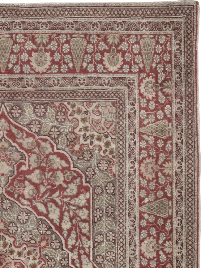 Antique Persian Tabriz Rug, No.14232 - Galerie Shabab