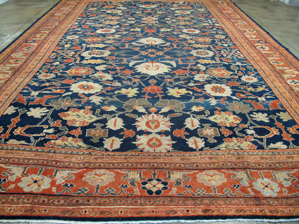 Antique Persian Sultanabad Carpet, No.14235 - Galerie Shabab