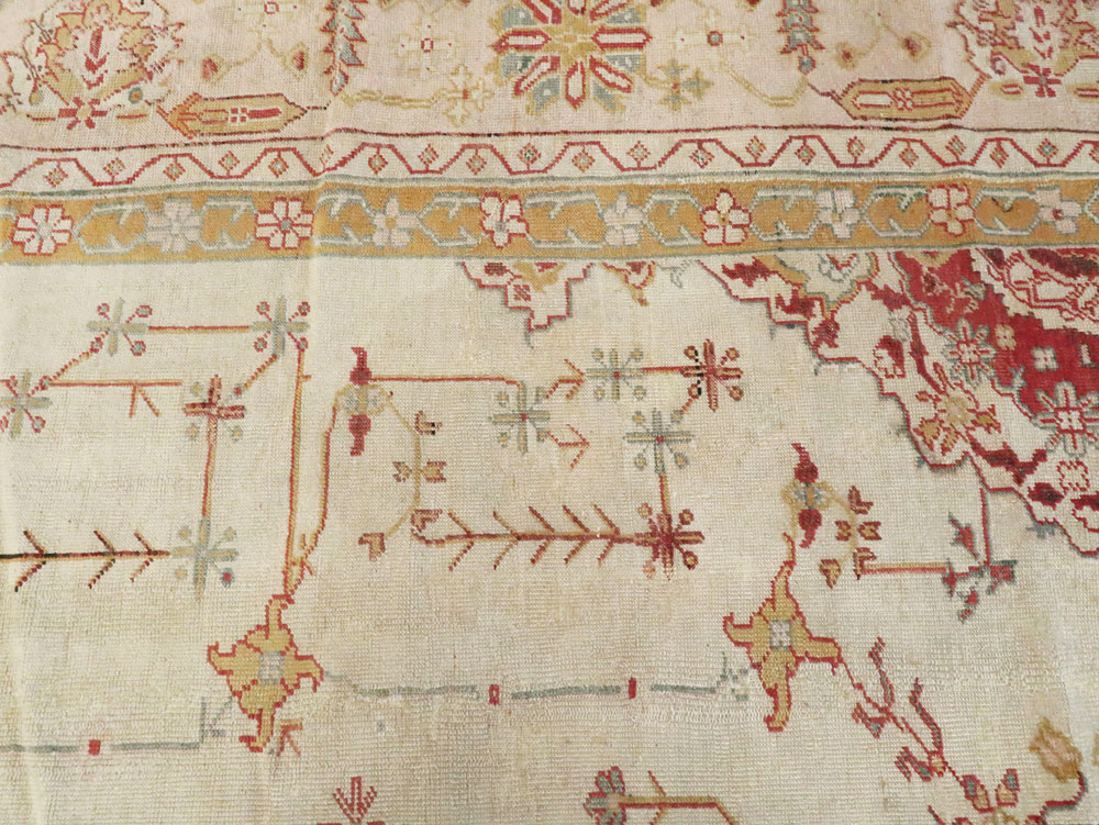Antique Turkish Oushak Carpet, No.14236 - Galerie Shabab