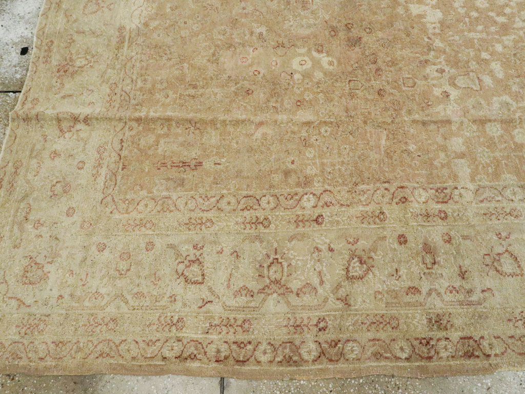 Antique Indian Lahore Carpet, No.14240 - Galerie Shabab