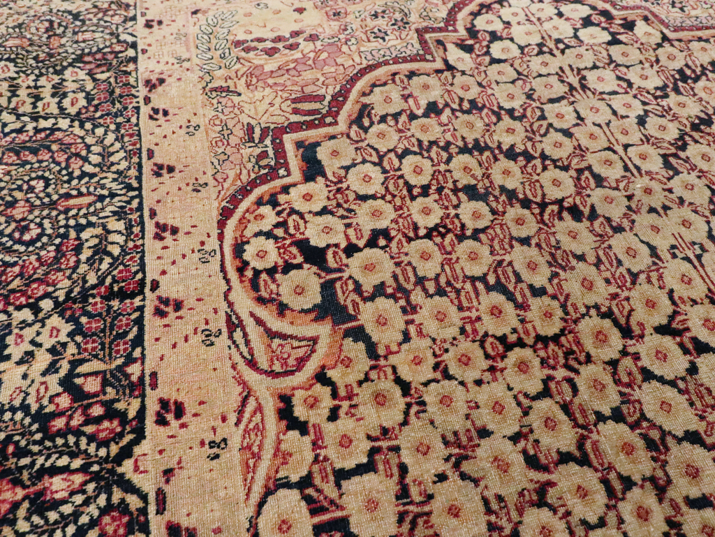 Antique Persian Lavar Kerman Rug, No.14258 - Galerie Shabab
