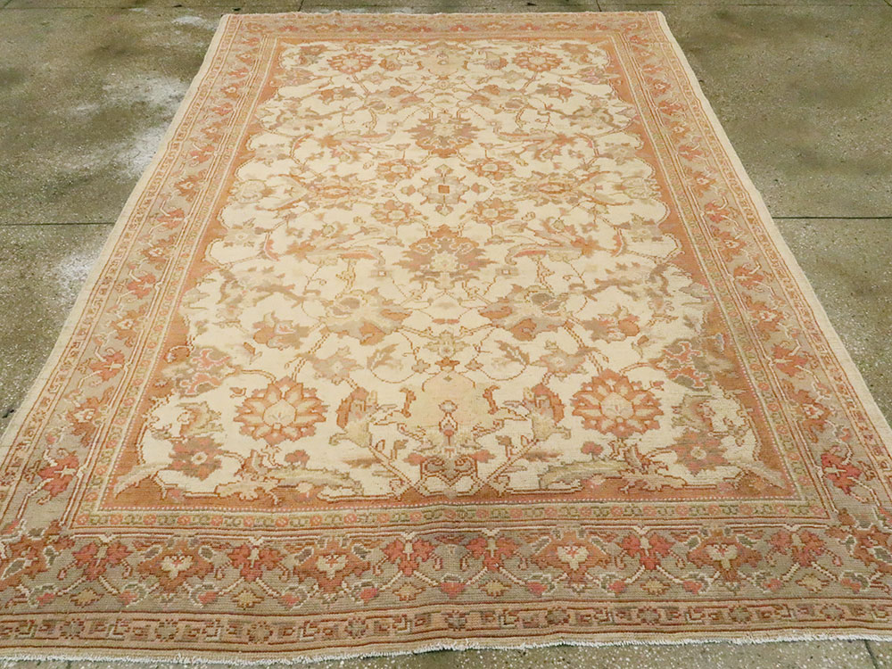 Vintage Turkish Oushak Accent Carpet, No.14283 - Galerie Shabab